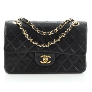 Chanel
Vintage Classic Double Flap Quilted Bag